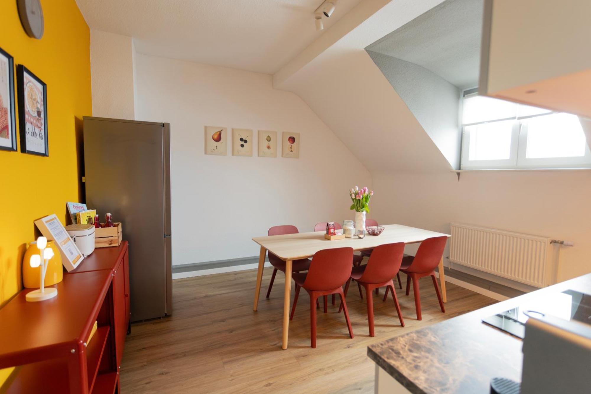 Big Flat With Fresh Renovation, Free Parking, Sonyps, Netflix Διαμέρισμα Ντούισμπουργκ Εξωτερικό φωτογραφία
