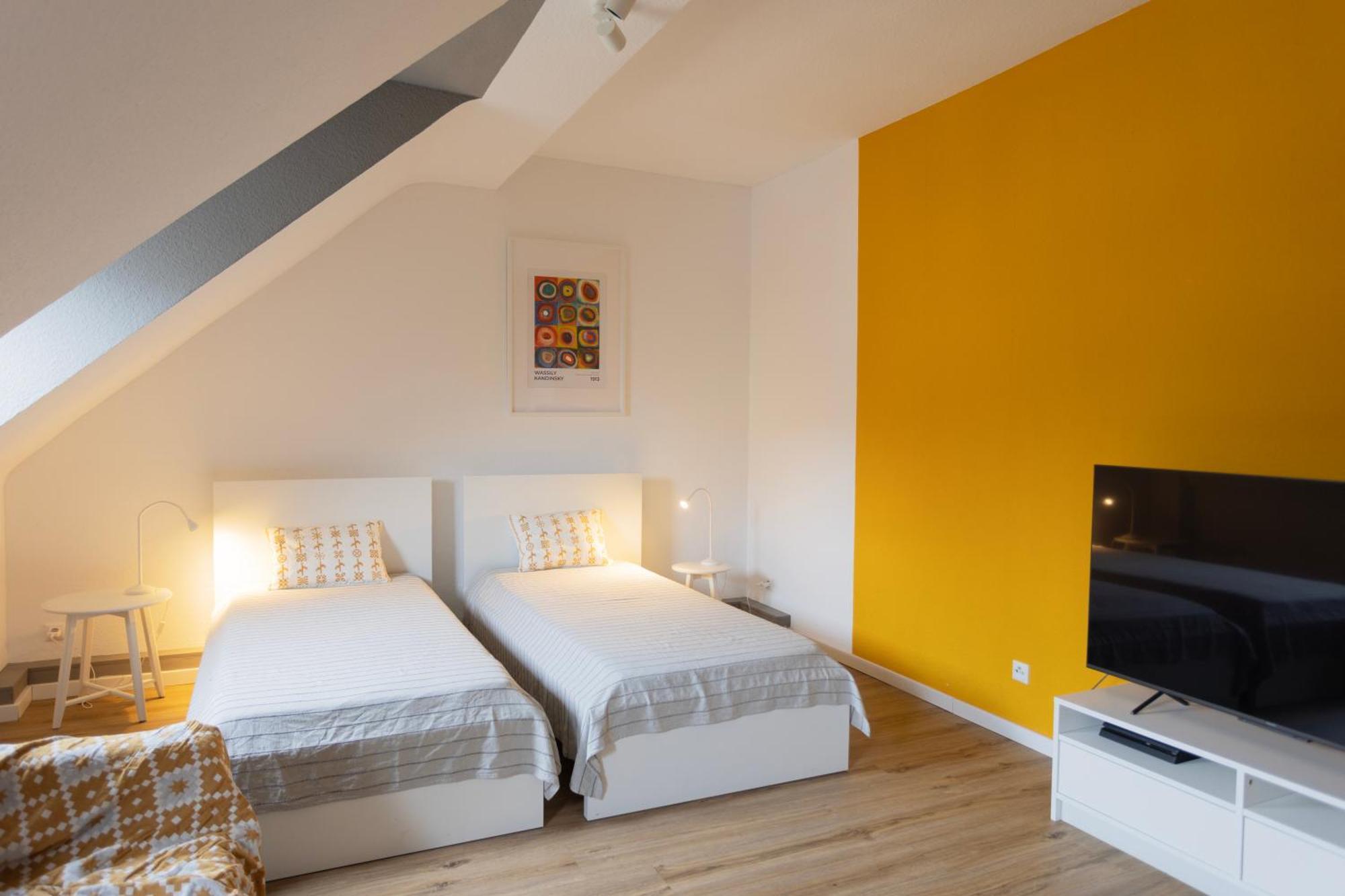 Big Flat With Fresh Renovation, Free Parking, Sonyps, Netflix Διαμέρισμα Ντούισμπουργκ Εξωτερικό φωτογραφία
